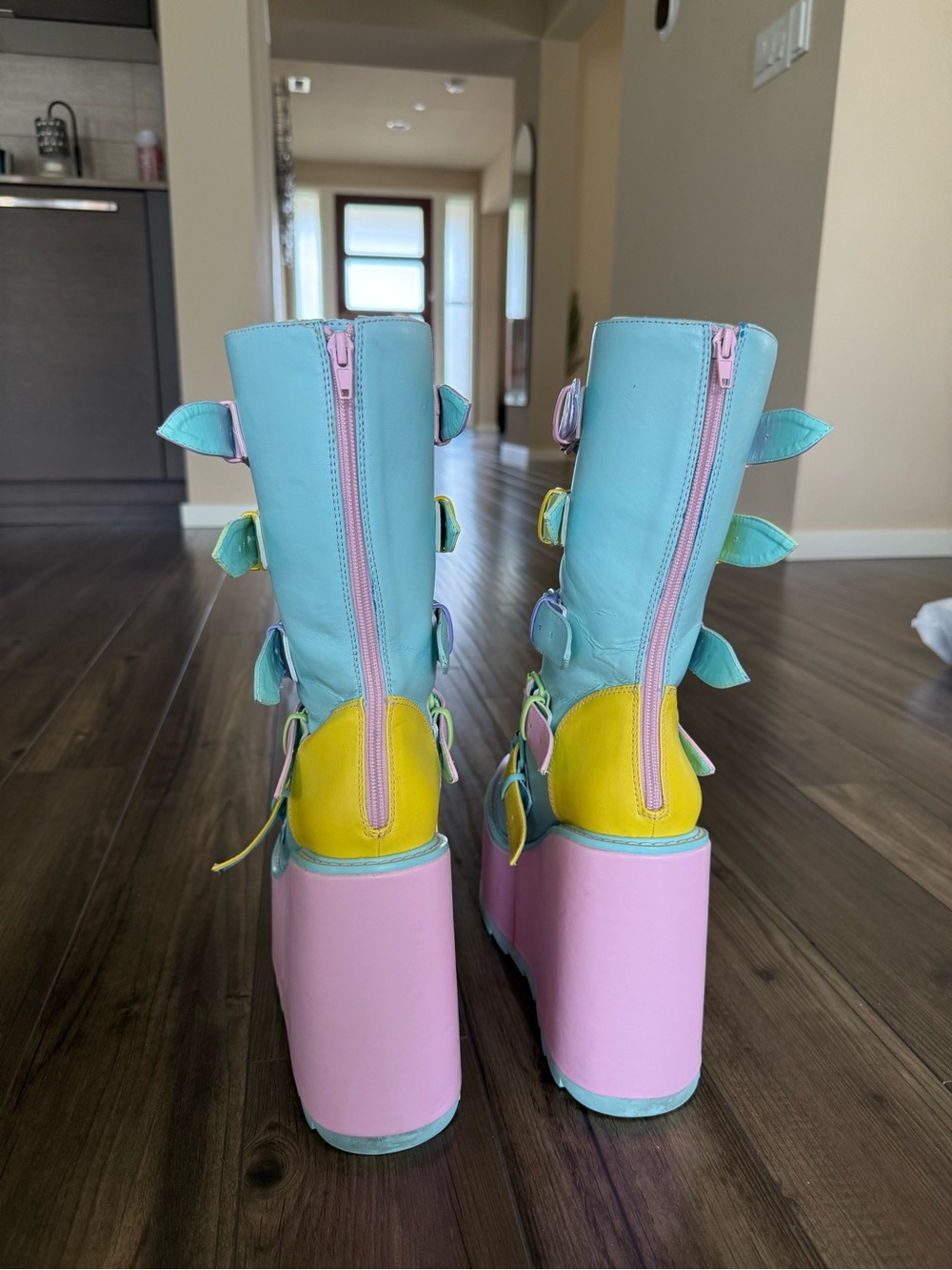 YRU Dune pastel butterfly buckles platform, rave boots - Picture 6 of 11